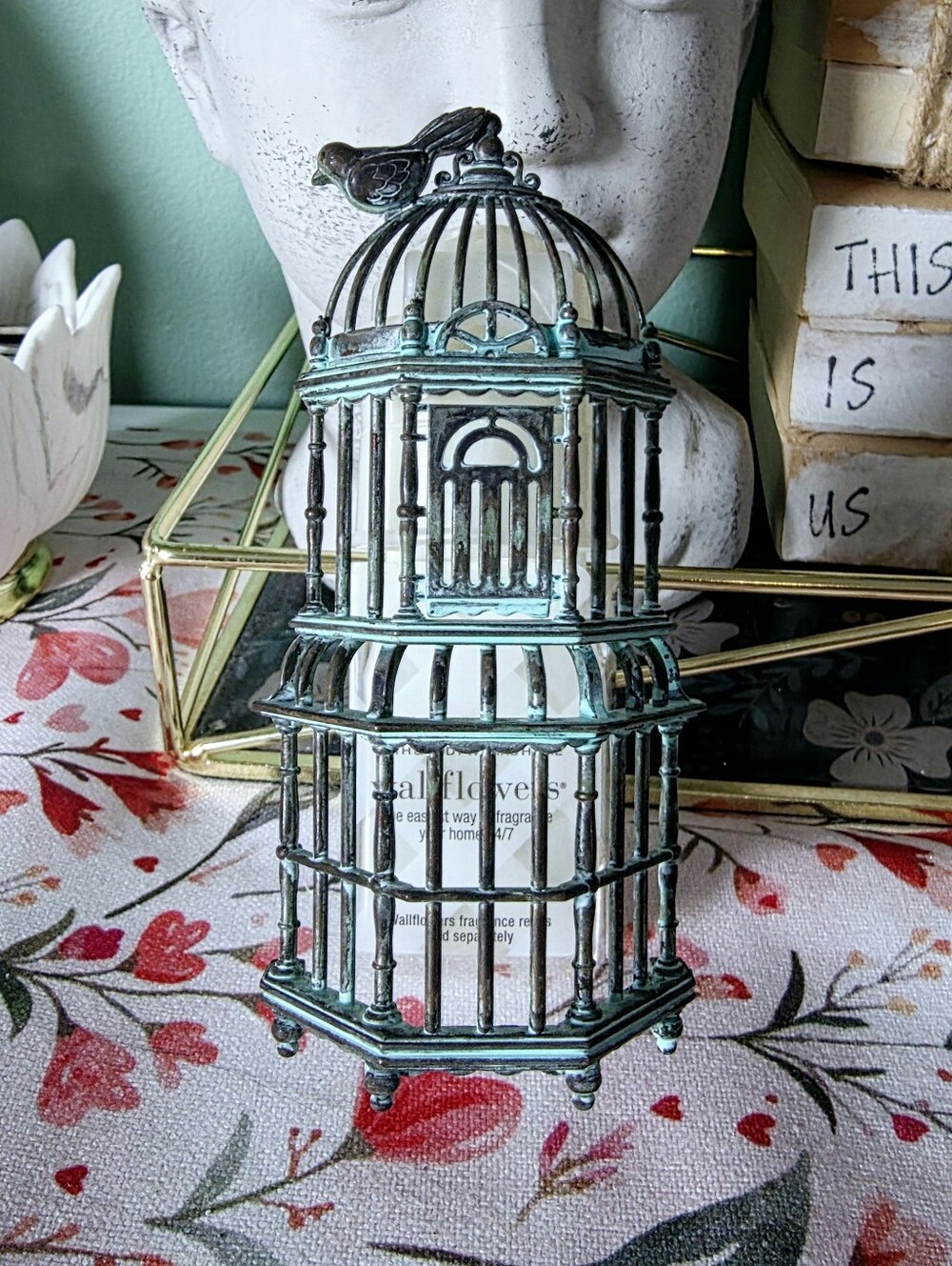 Bath Body Works Vintage Bird Cage Wallflower Plug